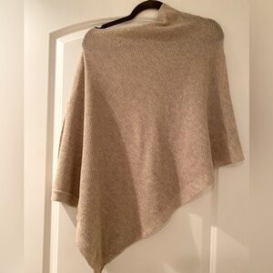 Amma “Cocoon” Nursing Cover in Natural